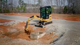 CATERPILLAR 301.8 na wynajem