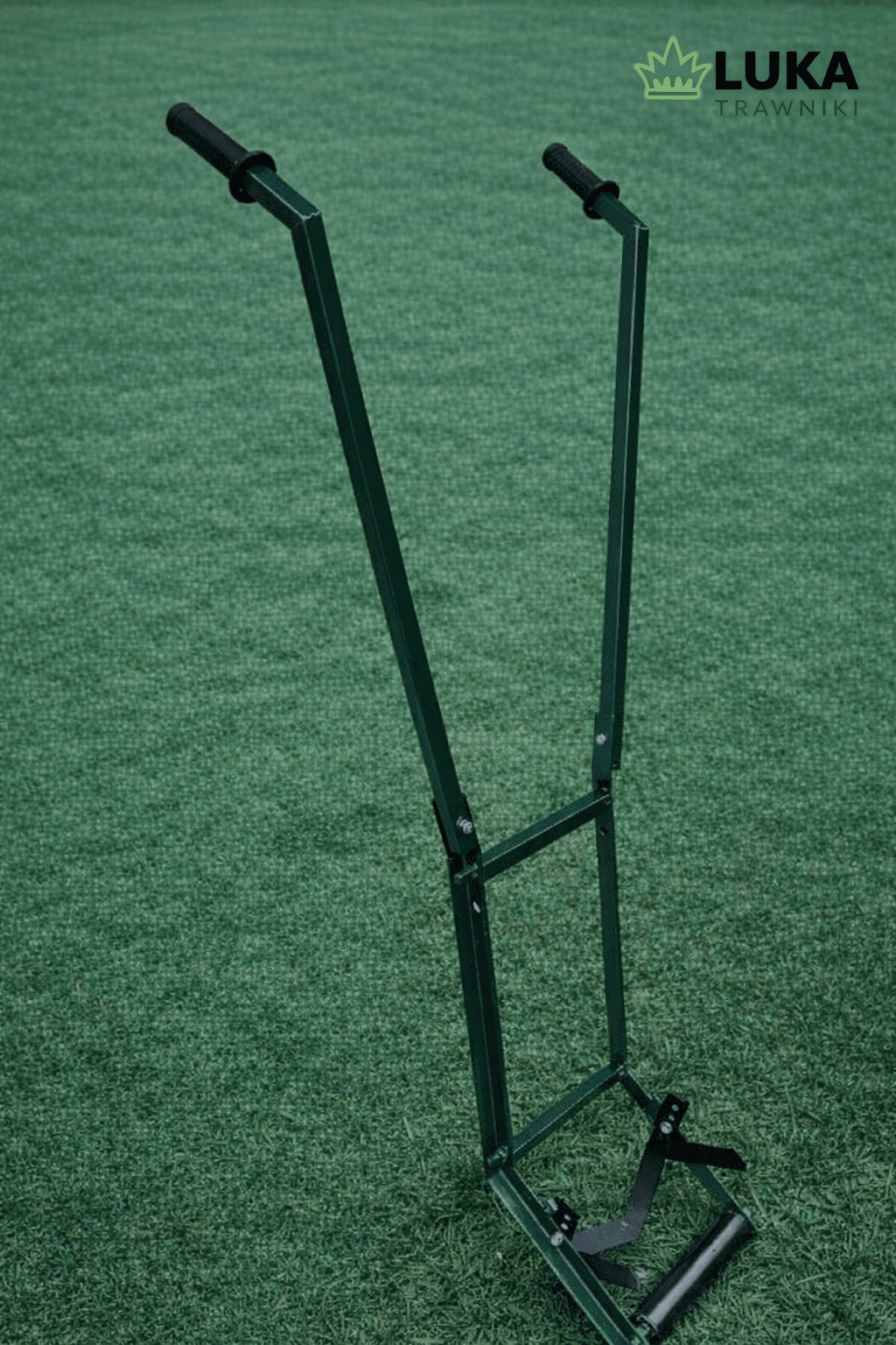 Wycinarka do darni 0000 na wynajem