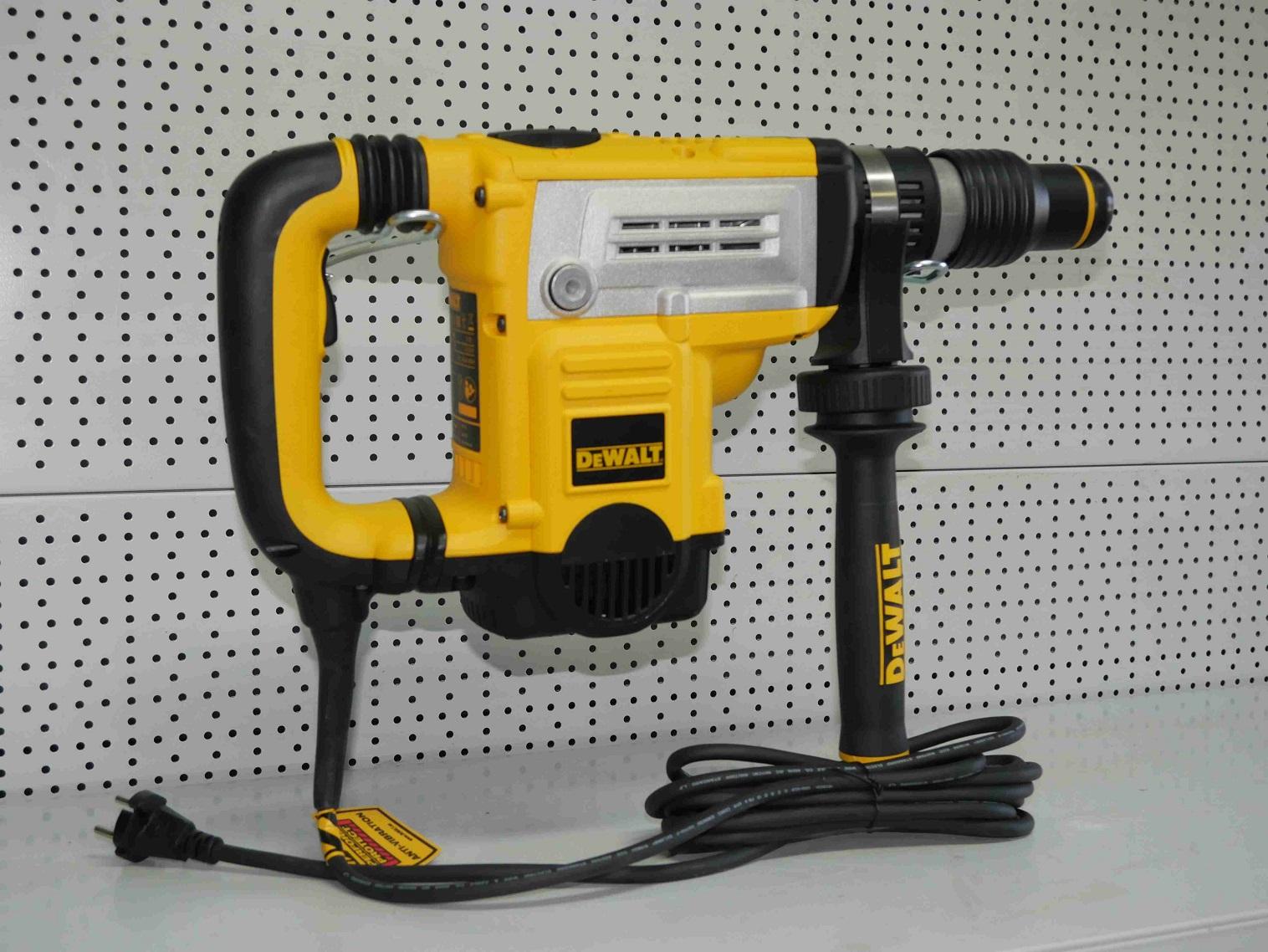 DeWalt D25601 na wynajem - 1