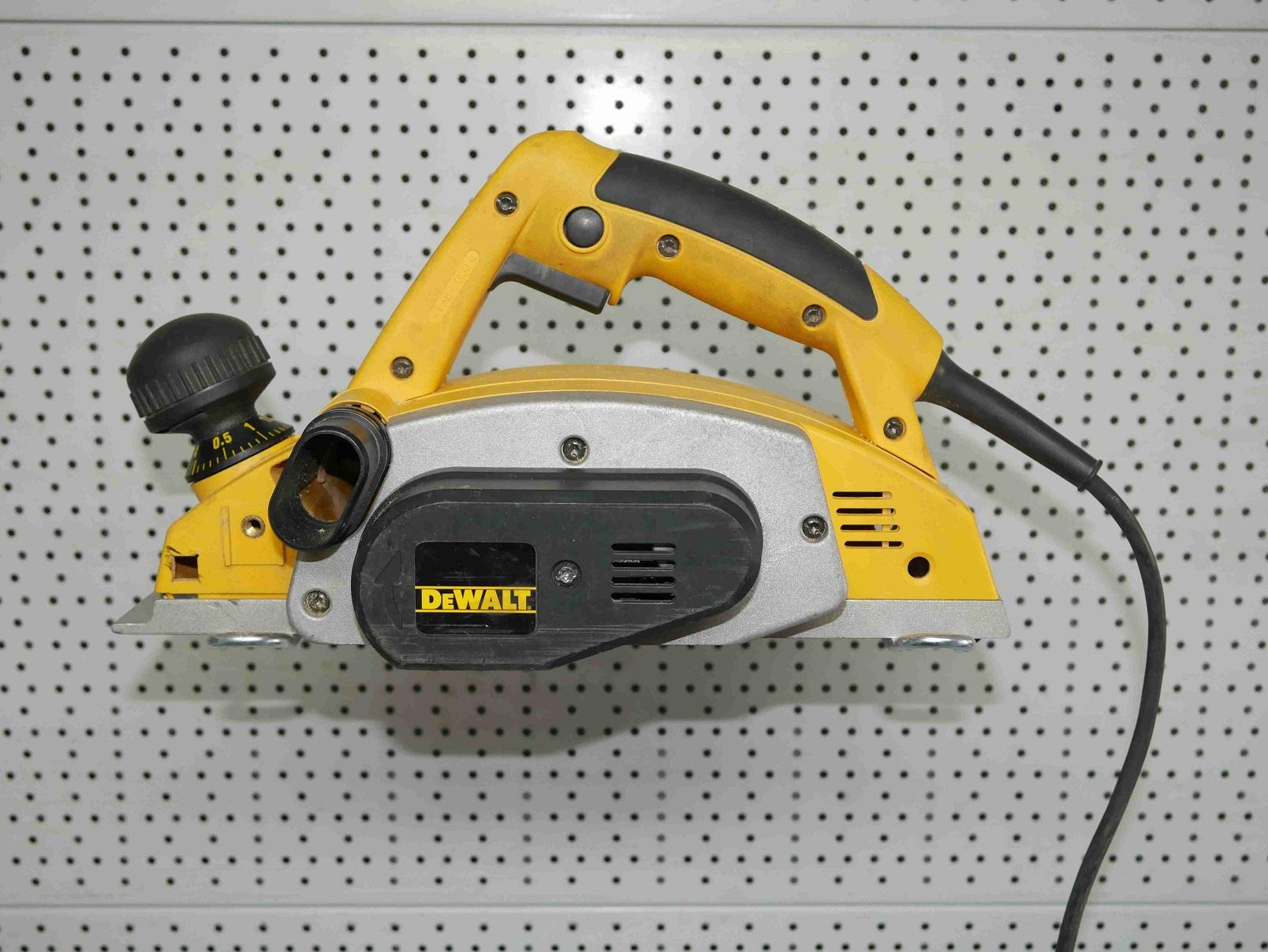 Dewalt DW 678 na wynajem