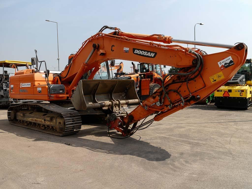 DOOSAN DX 255 LC-3 na wynajem