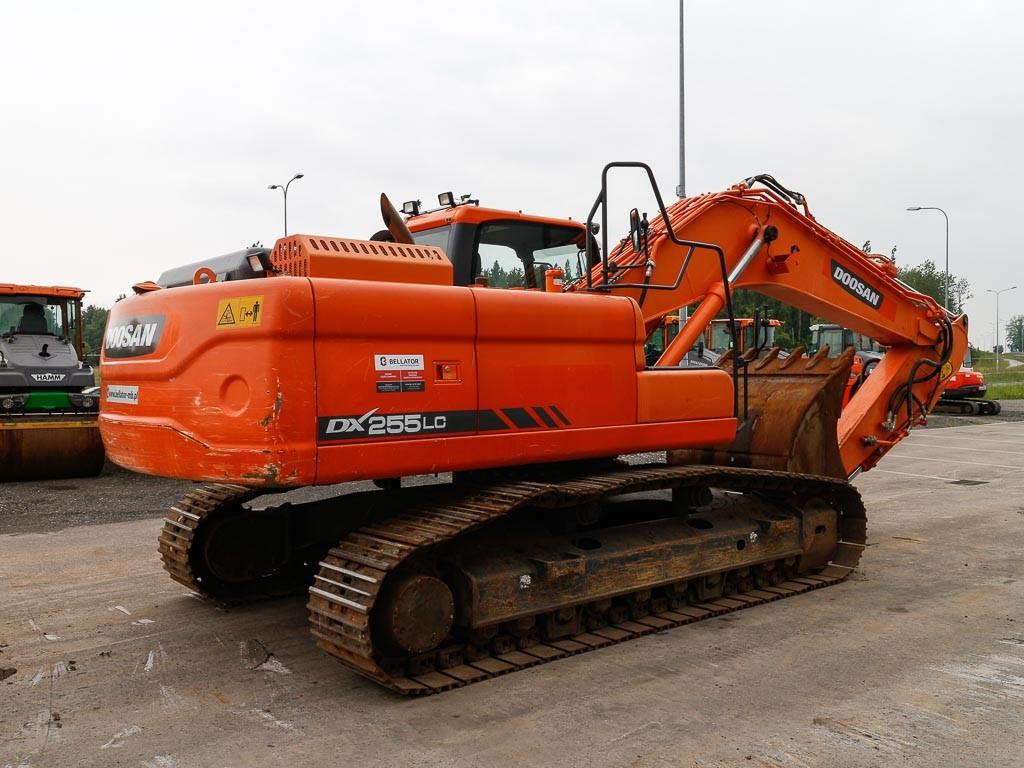 DOOSAN DX 255LC-3 na wynajem