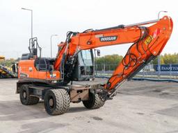 DOOSAN  DX 170W-5 na wynajem