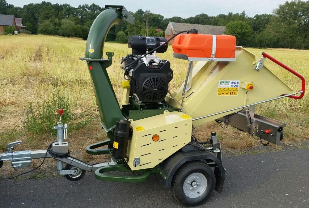 Rębak - rozdrabniacz gałęzi do 7 cm śr. NEGRI R240 na wynajem - 1