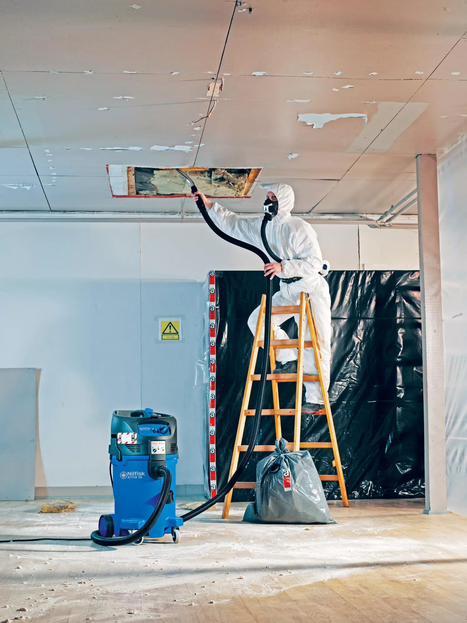 Nilfisk ATTIX 50-OH PC na wynajem