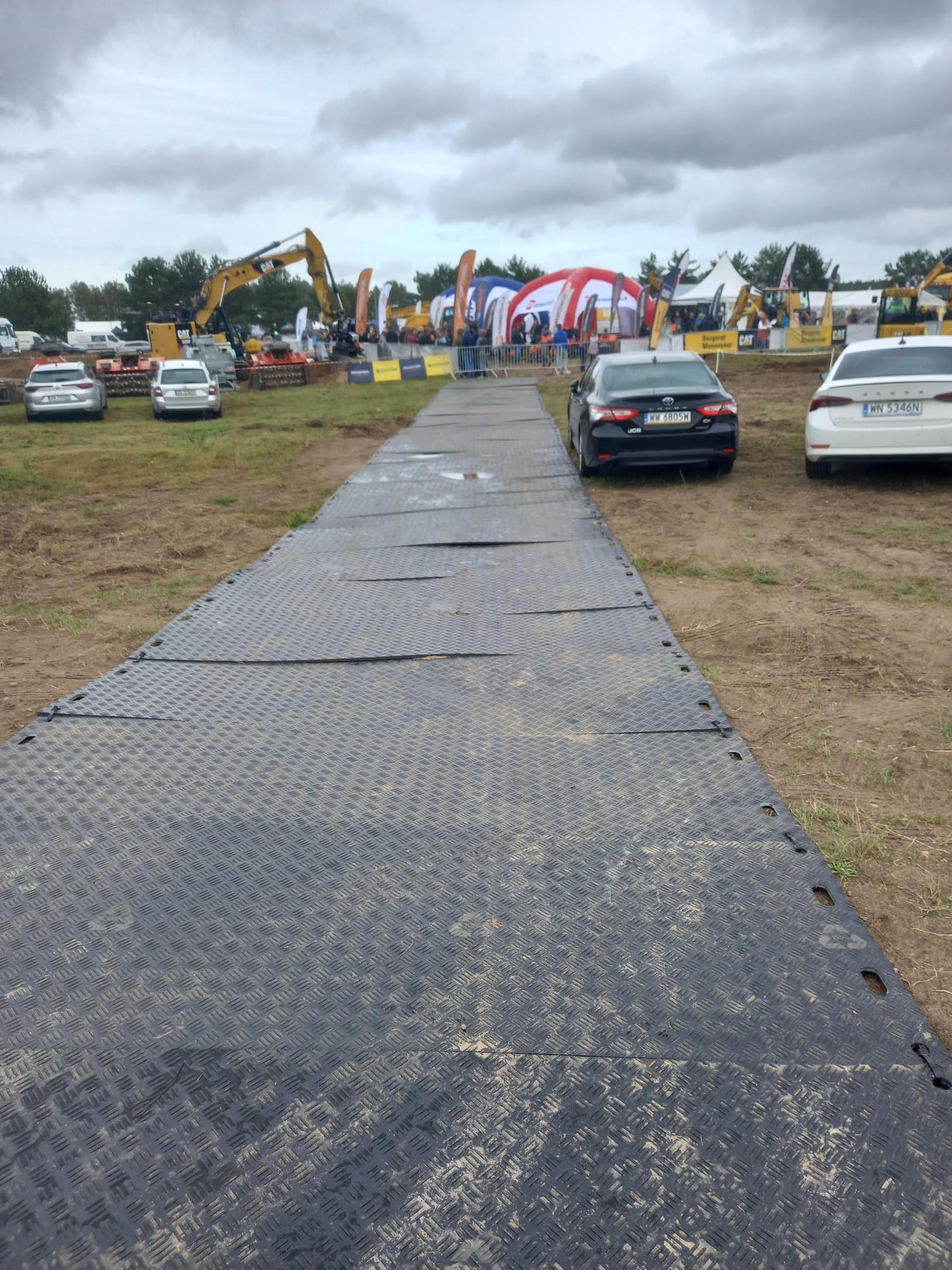 WROADS - Płyty Drogowe - Drogi Tymczasowe, Maty na wynajem