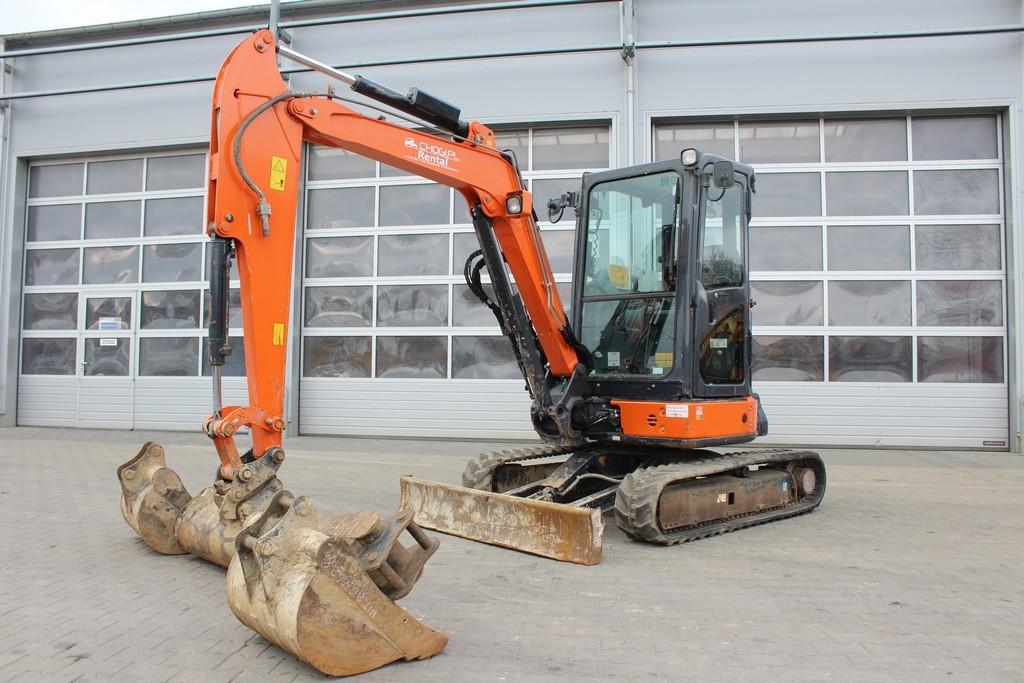 Hitachi ZX38U-5A na wynajem
