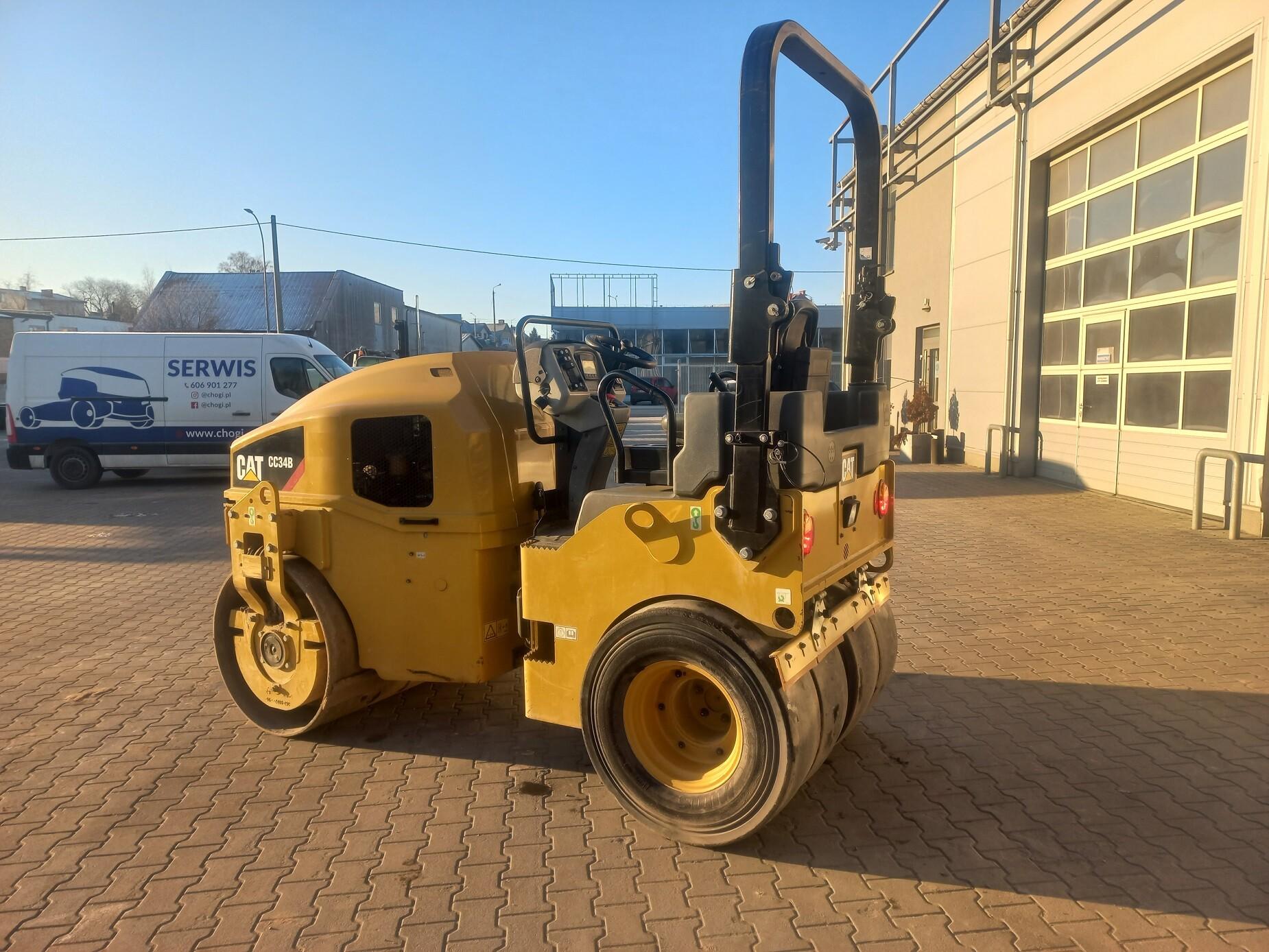Caterpillar CC34B na wynajem
