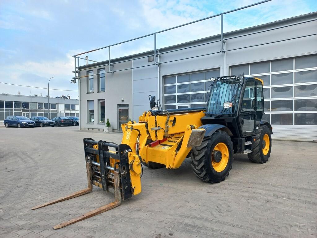 JCB 540-140 na wynajem