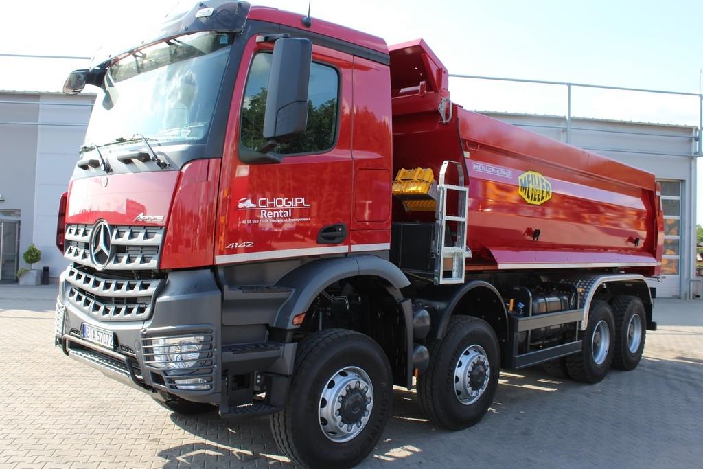 Mercedes Arocs 4142 na wynajem