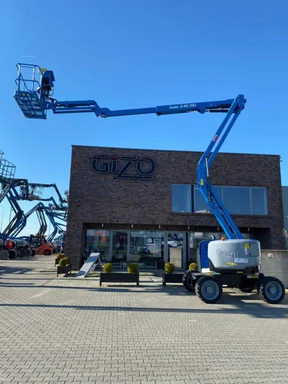 Genie Z45/25 DC na wynajem - 1