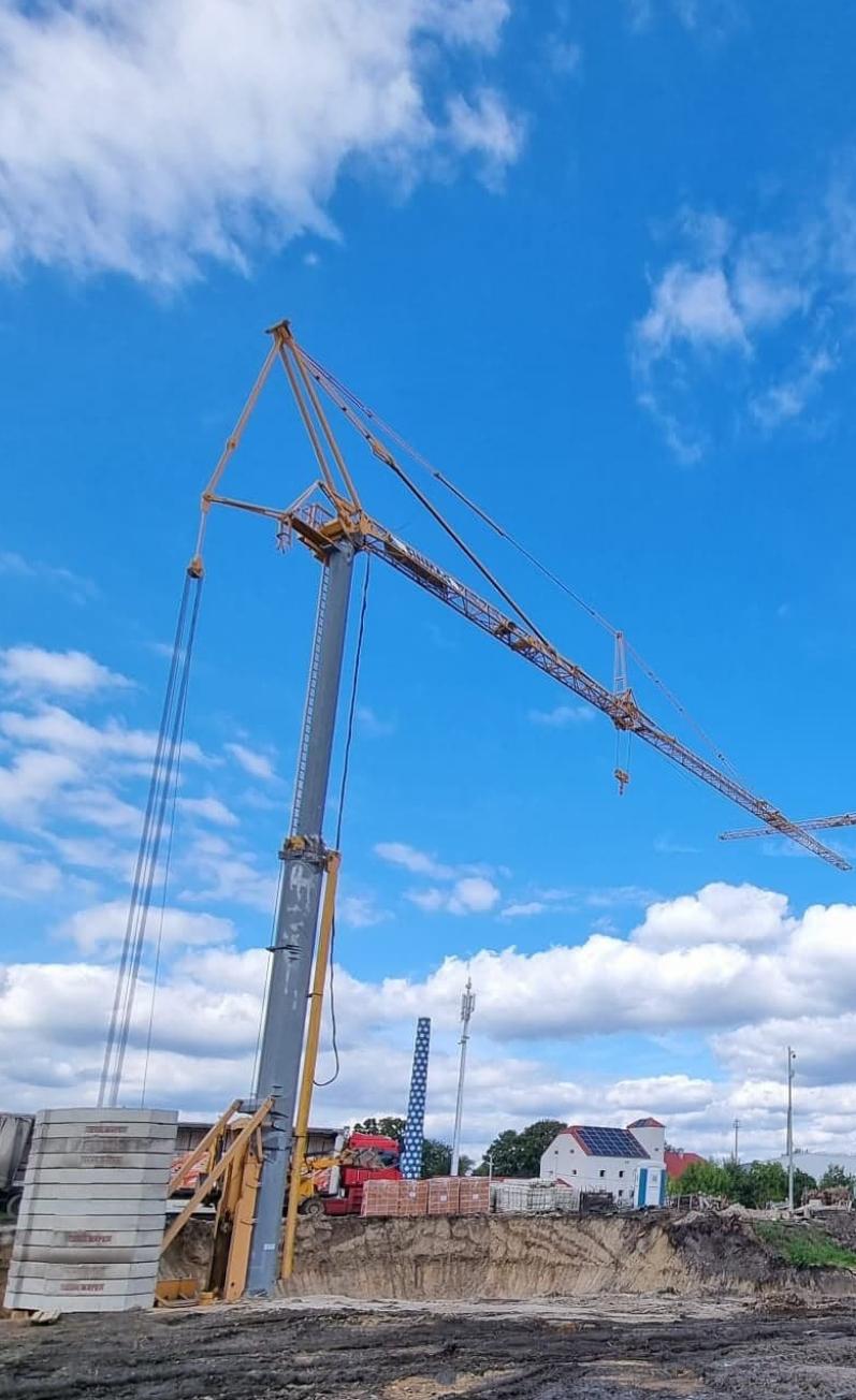 Żuraw POTAIN HDT 80 na wynajem