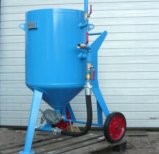 Piaskarka CLEMCO 200L na wynajem - 1