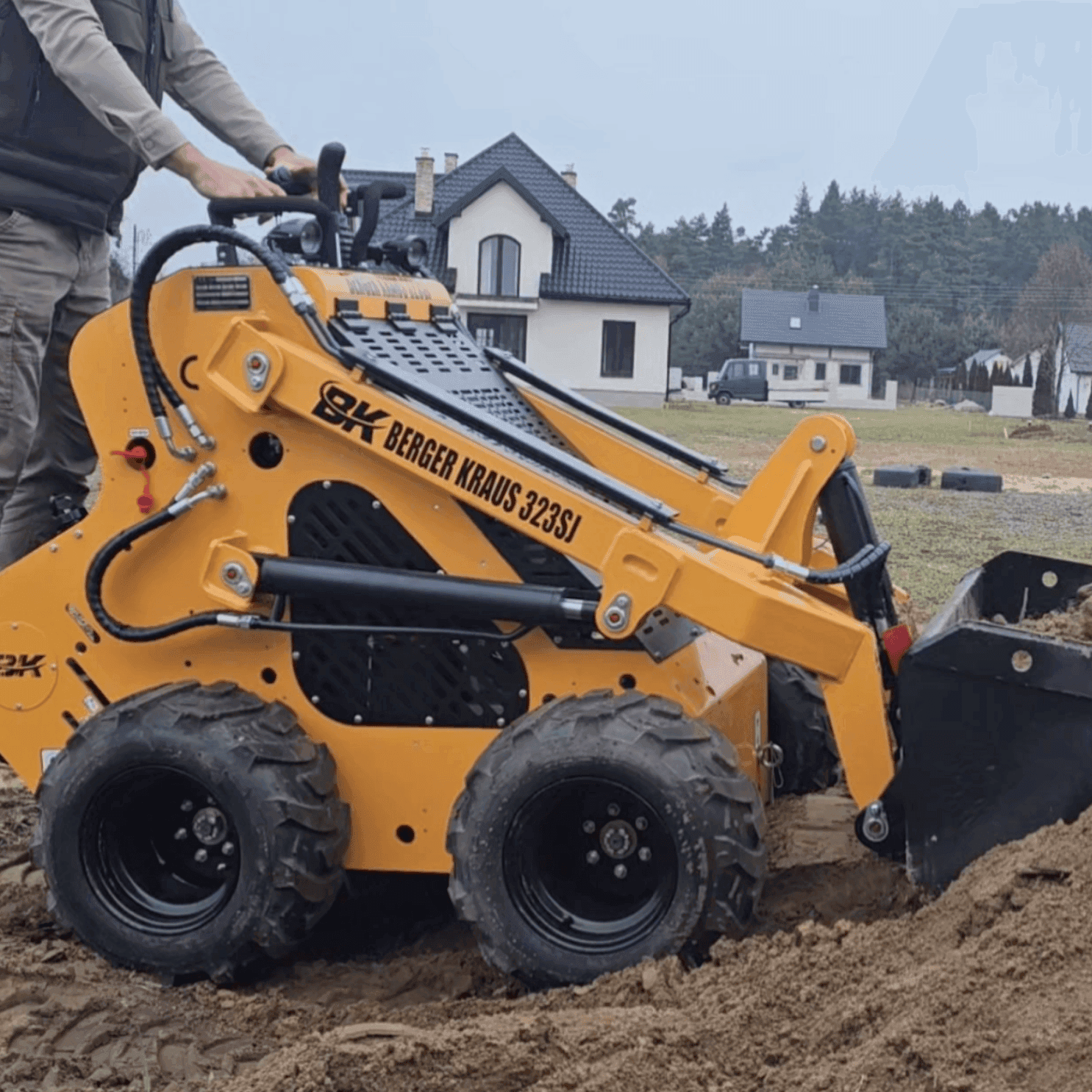 Berger 323 S Joy na wynajem - 1