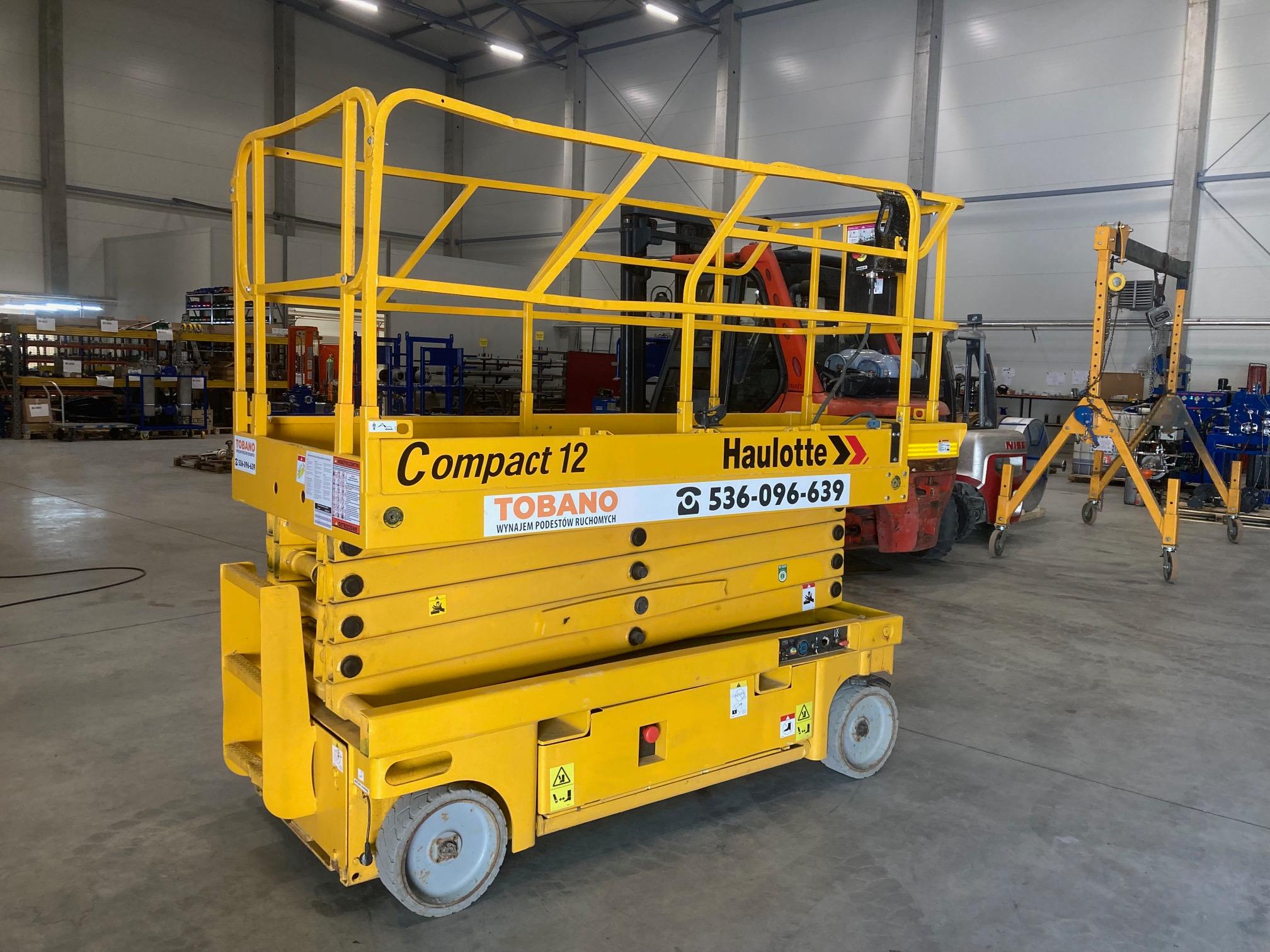 Haulotte Compact 12 - Podnośnik nożycowy 12m na wynajem