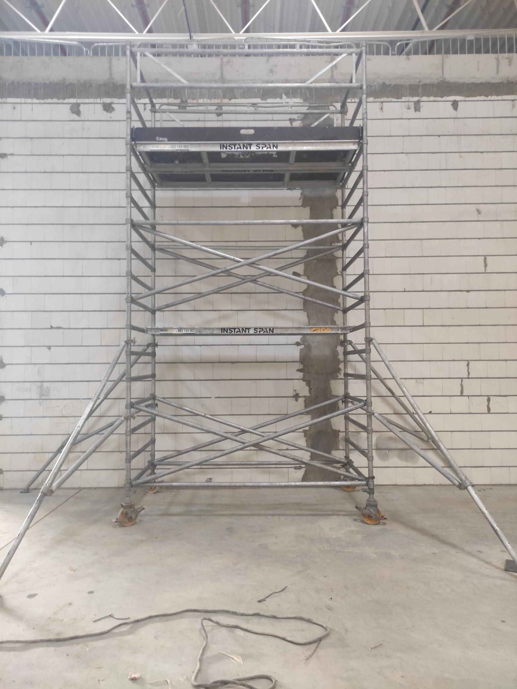 Rusztowanie aluminiowe szerokie wysokość robocza 6m na wynajem