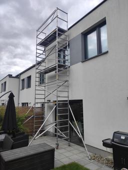 Rusztowanie aluminiowe wąskie wysokość robocza 8m na wynajem