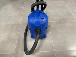 ODKURZACZ PRZEMYSŁOWY NILFISK Buddy II 18 na wynajem