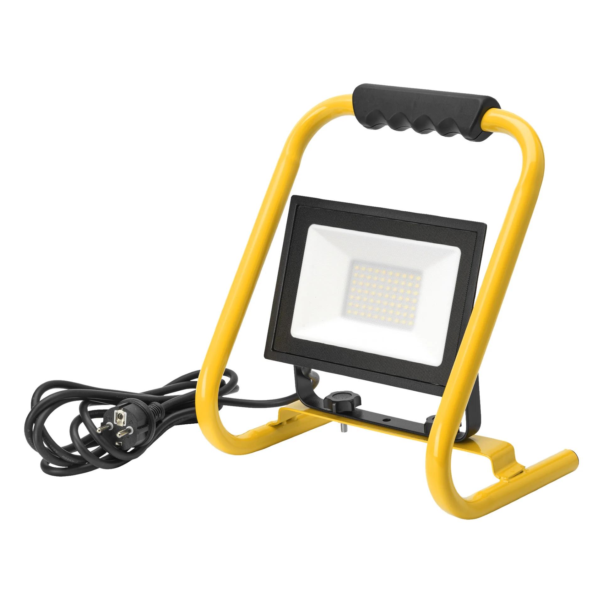 Budowlana Lampa Led 230v na wynajem - 1