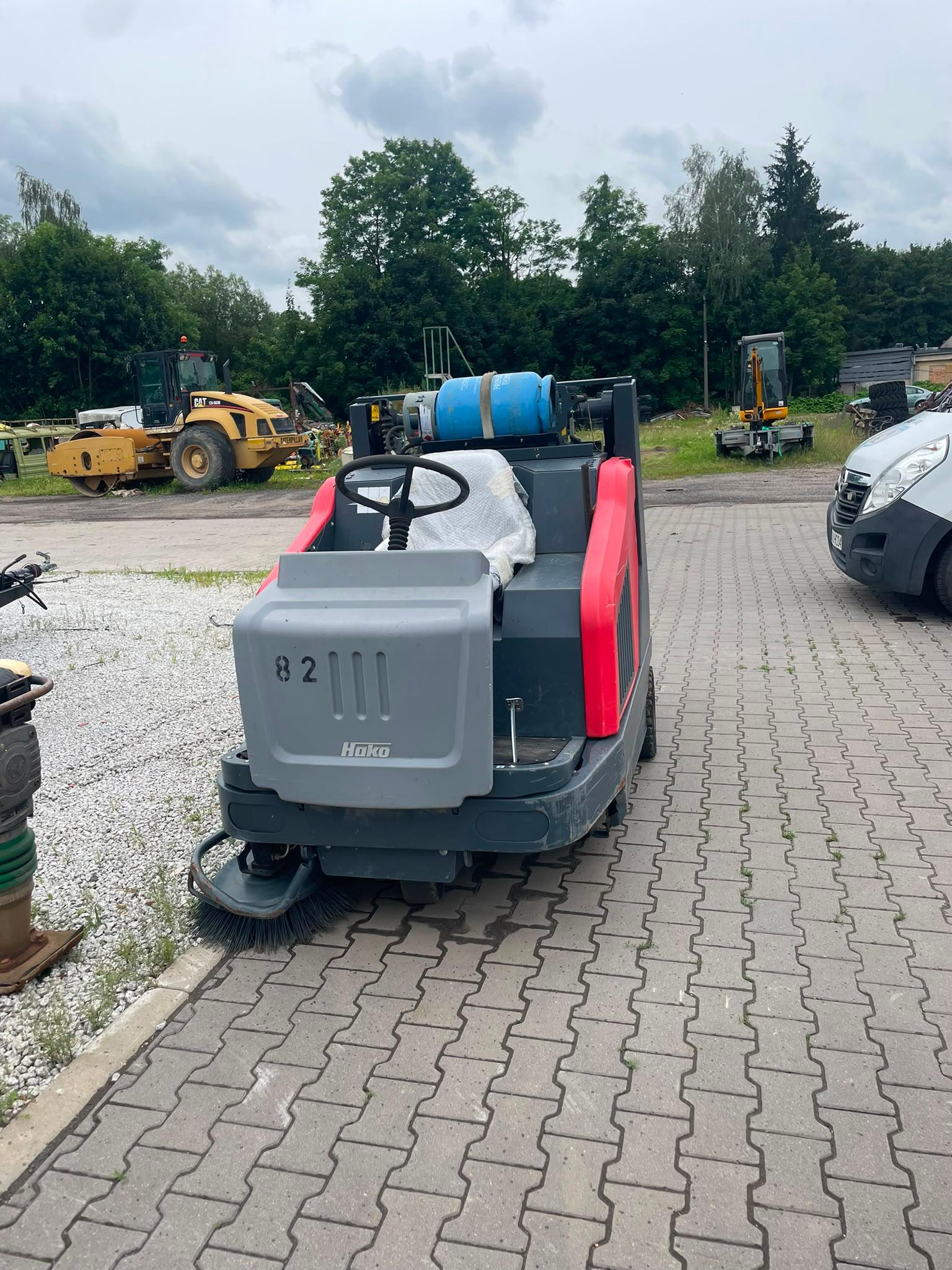 Hako Sweepmaster 1500 LPG na wynajem - 1