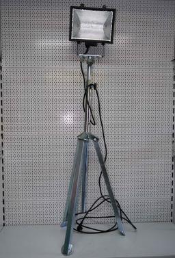 Lampa  halogenowa 1000W na wynajem