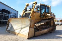 CAT  D6R XL  na wynajem