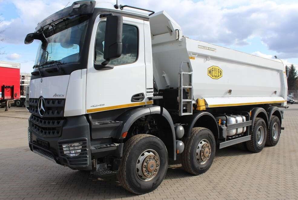 Mercedes Arocs 4245 AK na wynajem