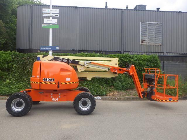 JLG 450AJ product