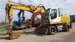 LIEBHERR Wynajem koparki na wynajem
