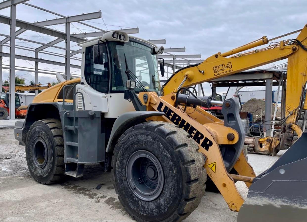 Liebherr L556 na wynajem