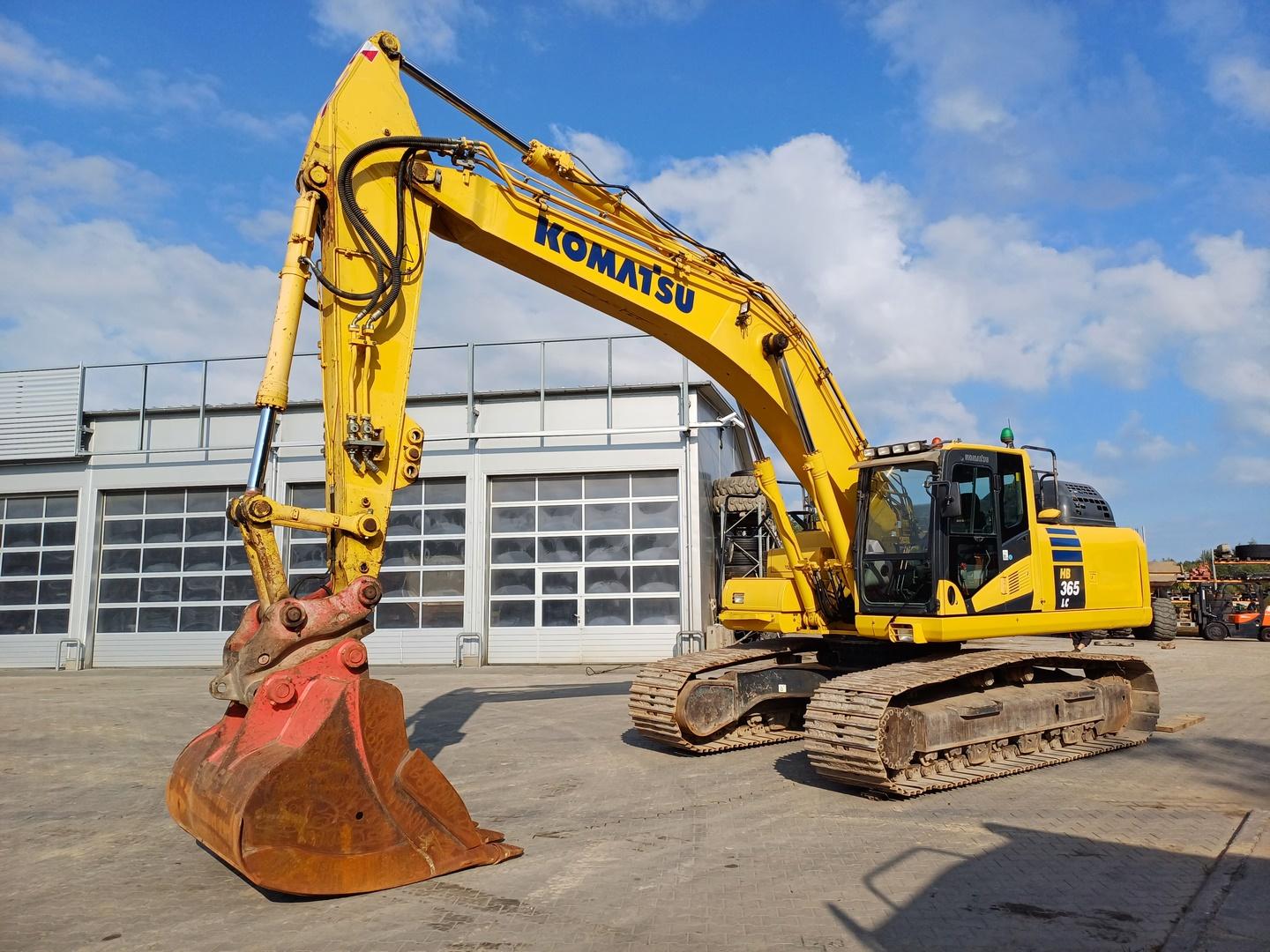 Komatsu HB365 LC-3 Hybrid na wynajem