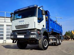 Zdjęcie Iveco  Trakker na wynajem w Rentools