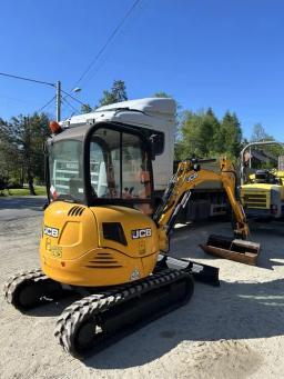 JCB 8030 ZTS na wynajem